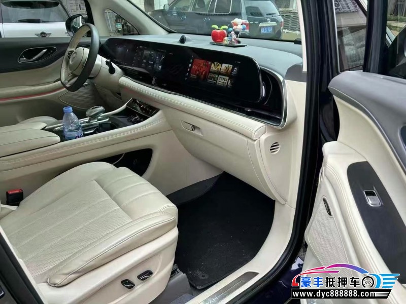 23年岚图梦想家轿车抵押车出售