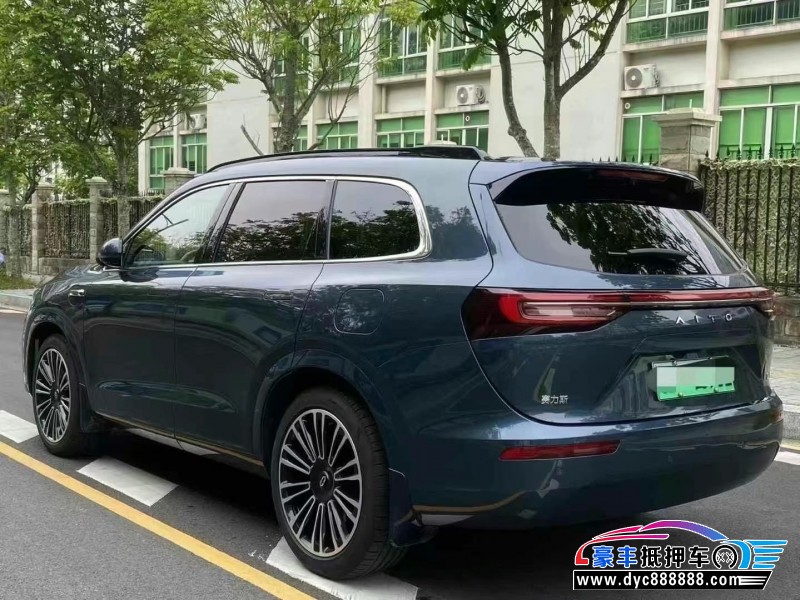 24年华为问界轿车抵押车出售