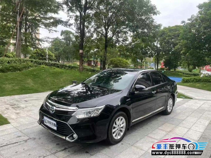 17年丰田凯美瑞轿车抵押车出售