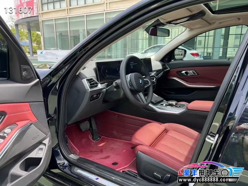 24年宝马3系轿车抵押车出售