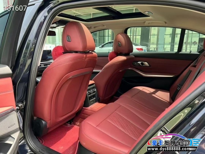 24年宝马3系轿车抵押车出售