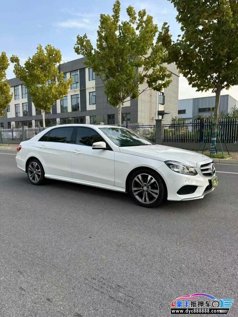 16年奔驰E轿车抵押车出售