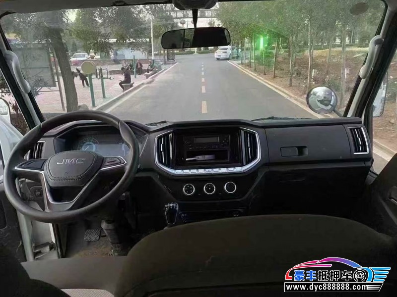 23年江铃顺威轿车抵押车出售