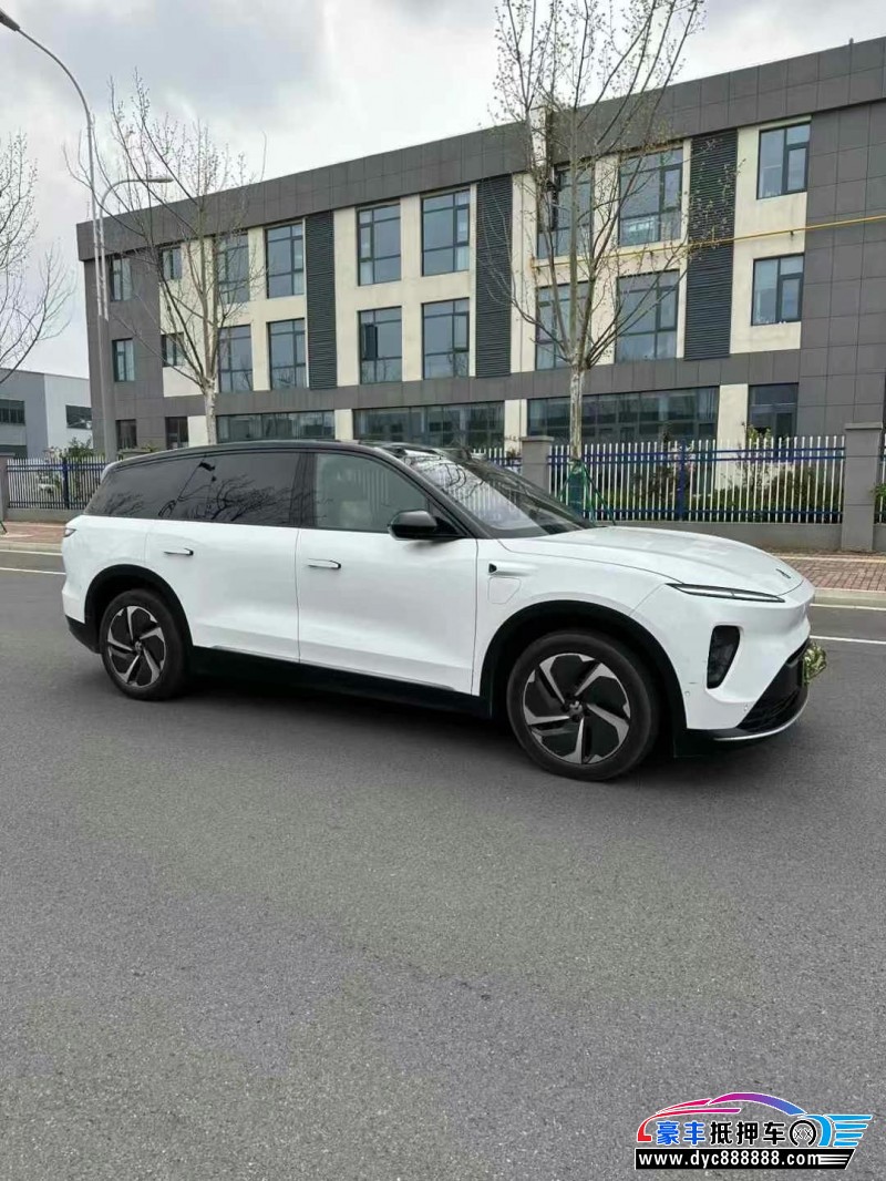 23年蔚来ES8轿车抵押车出售