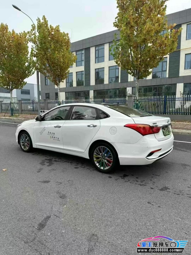 19年现代名图轿车抵押车出售