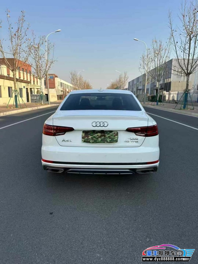 20年奥迪A4L轿车抵押车出售