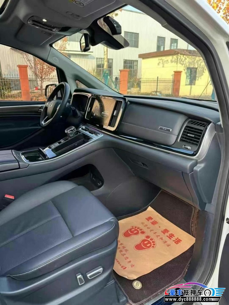 22年传祺M8轿车抵押车出售