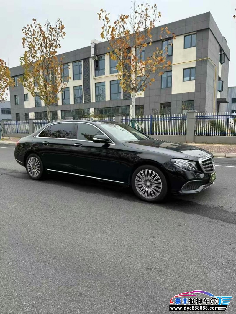 20年奔驰E轿车抵押车出售