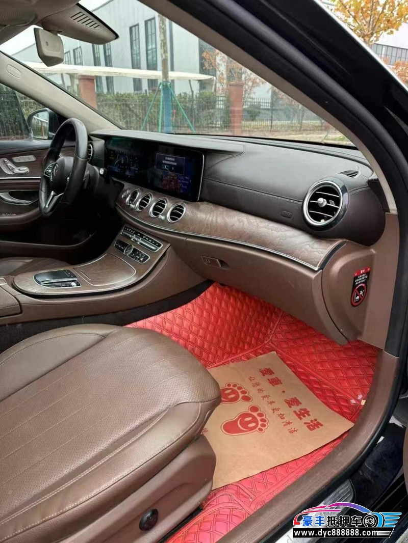 20年奔驰E轿车抵押车出售