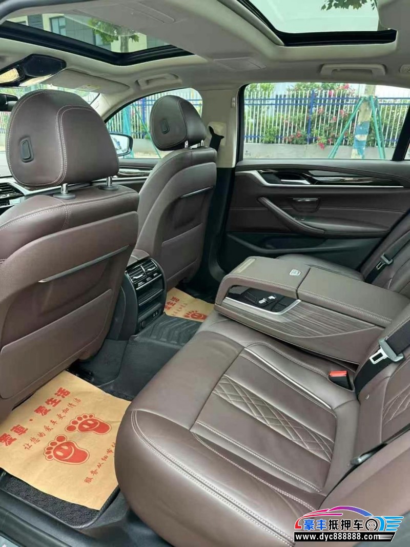 20年宝马5系轿车抵押车出售