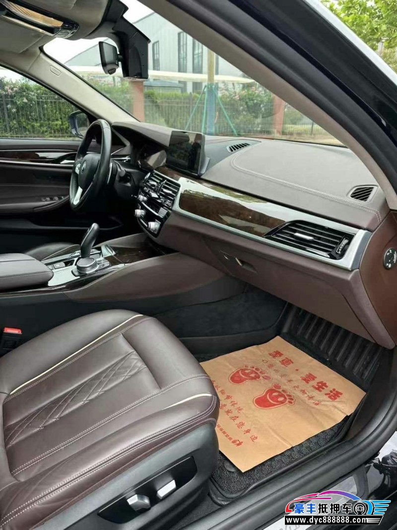 20年宝马5系轿车抵押车出售