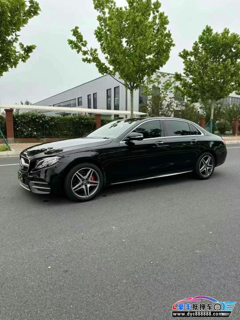 18年奔驰E轿车抵押车出售