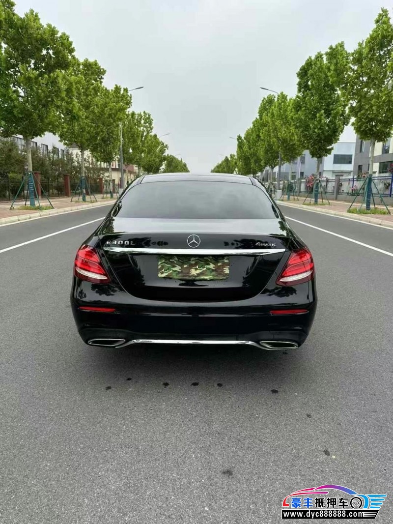 18年奔驰E轿车抵押车出售