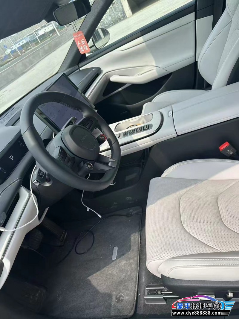 24年小米SU7轿车抵押车出售