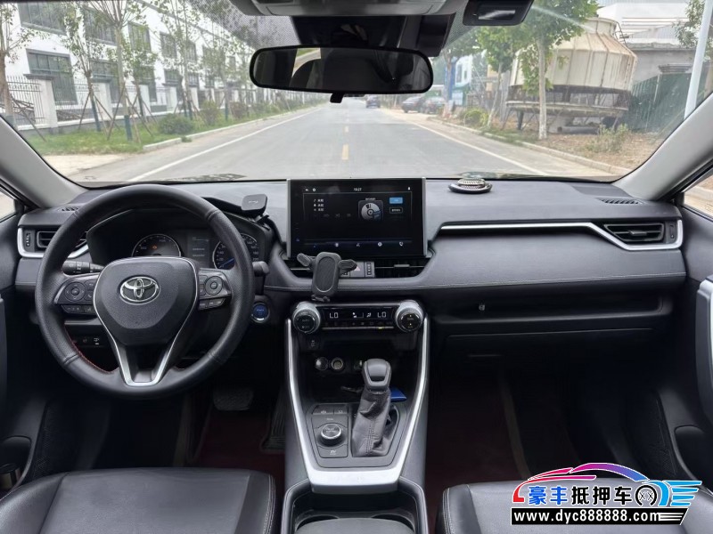 21年丰田威兰达轿车抵押车出售