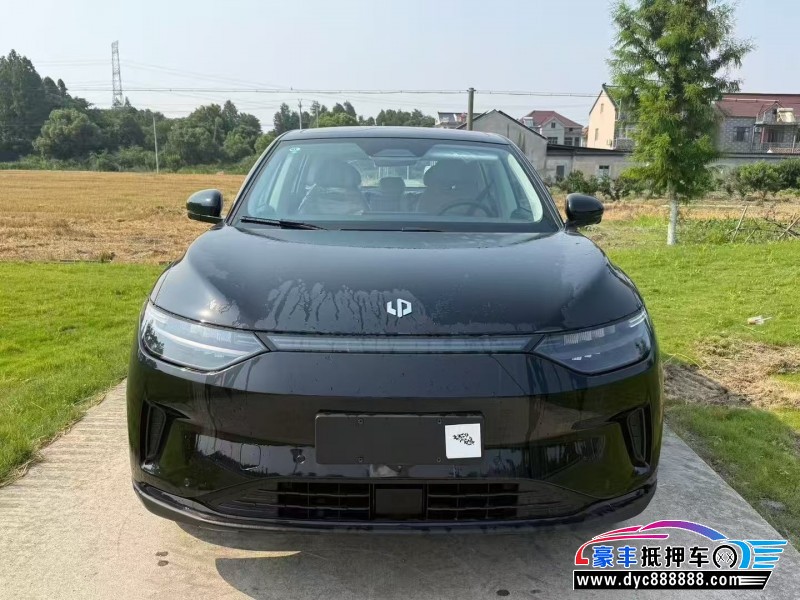 25年零跑C11轿车抵押车出售