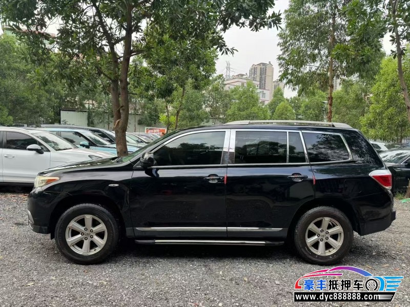 12年丰田汉兰达轿车抵押车出售