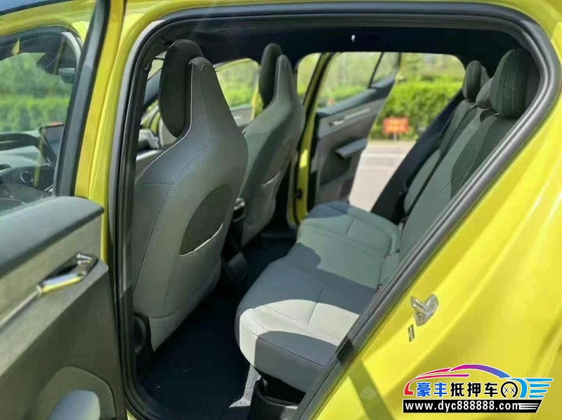 25年沃尔沃ex30轿车抵押车出售