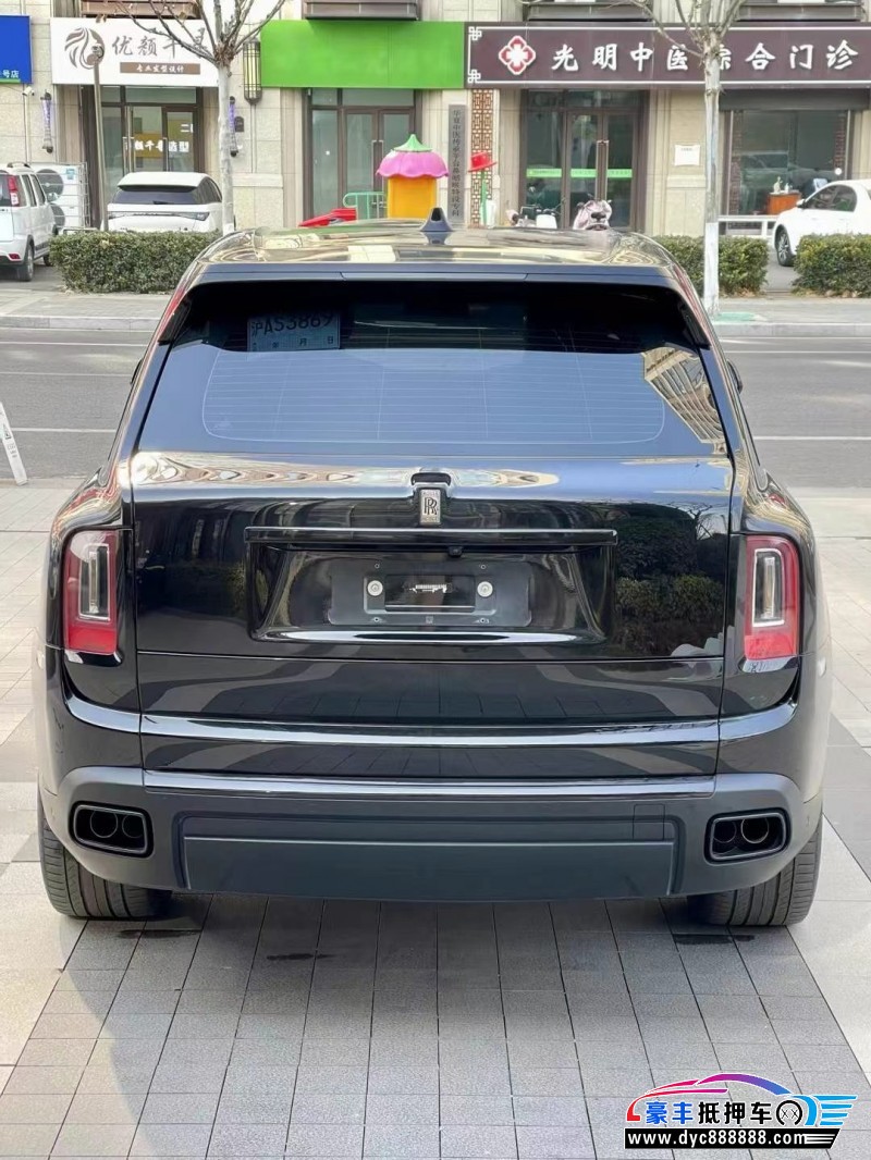 20年劳斯莱斯库里南轿车抵押车出售