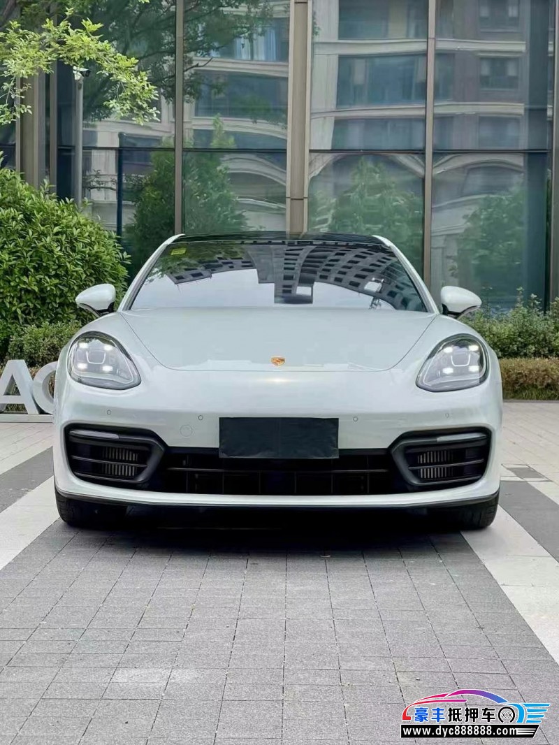24年保时捷帕纳梅拉轿车