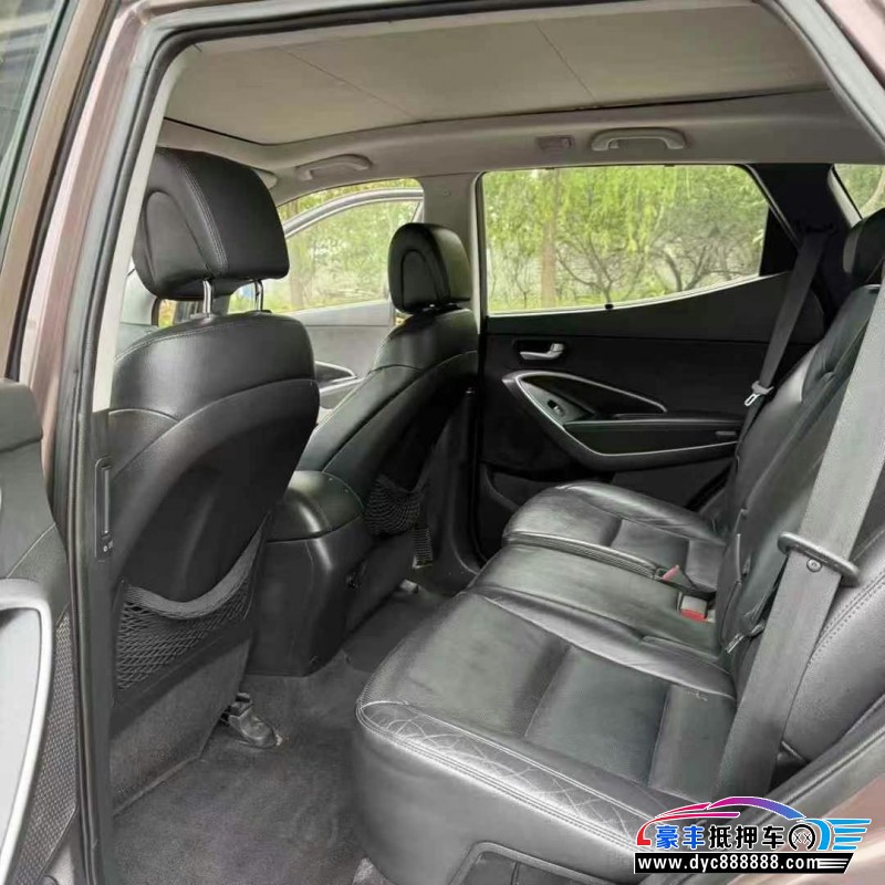 15年现代圣达菲轿车抵押车出售