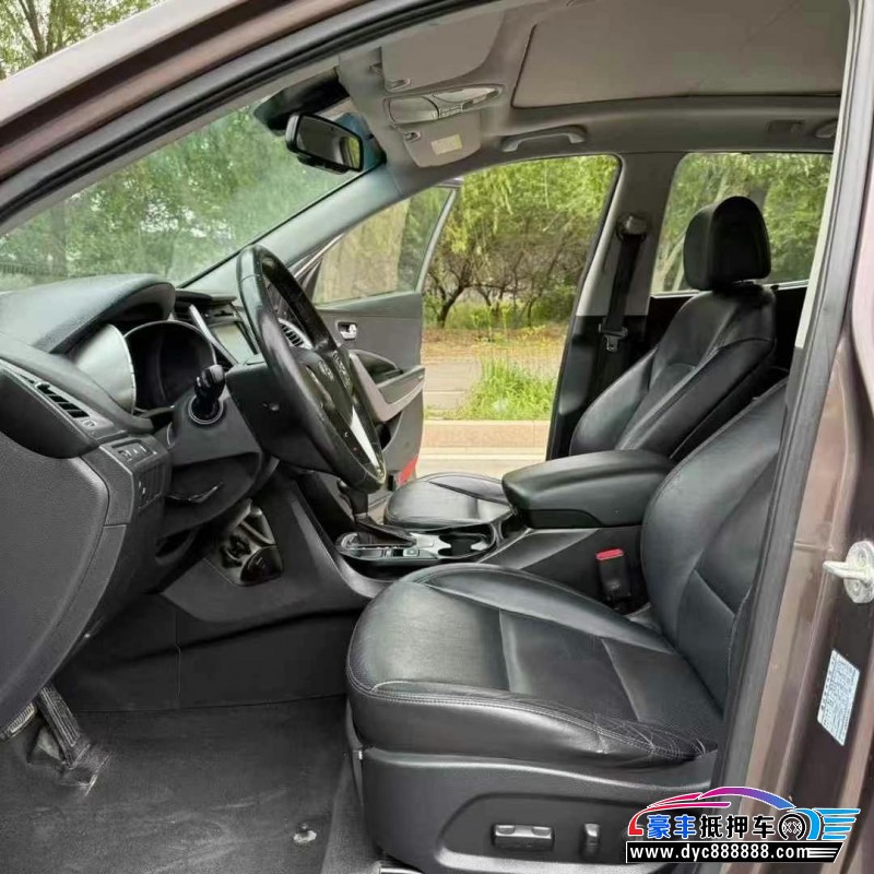 15年现代圣达菲轿车抵押车出售