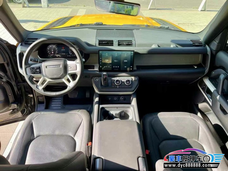 23年路虎卫士轿车抵押车出售