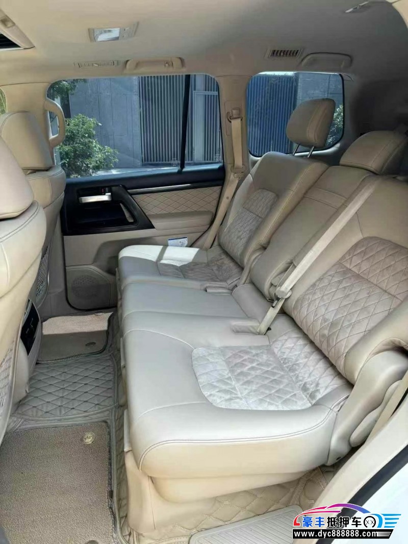 20年丰田兰德酷路泽（陆巡）轿车抵押车出售