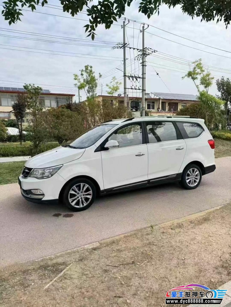 19年宝骏730轿车抵押车出售