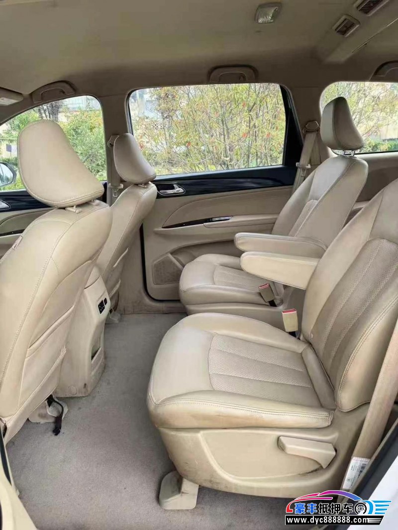 19年宝骏730轿车抵押车出售