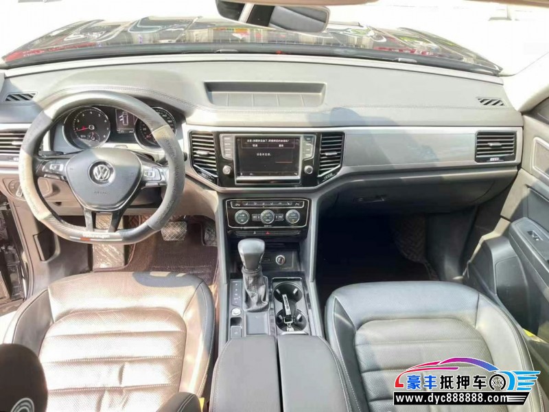 18年大众途昂轿车抵押车出售