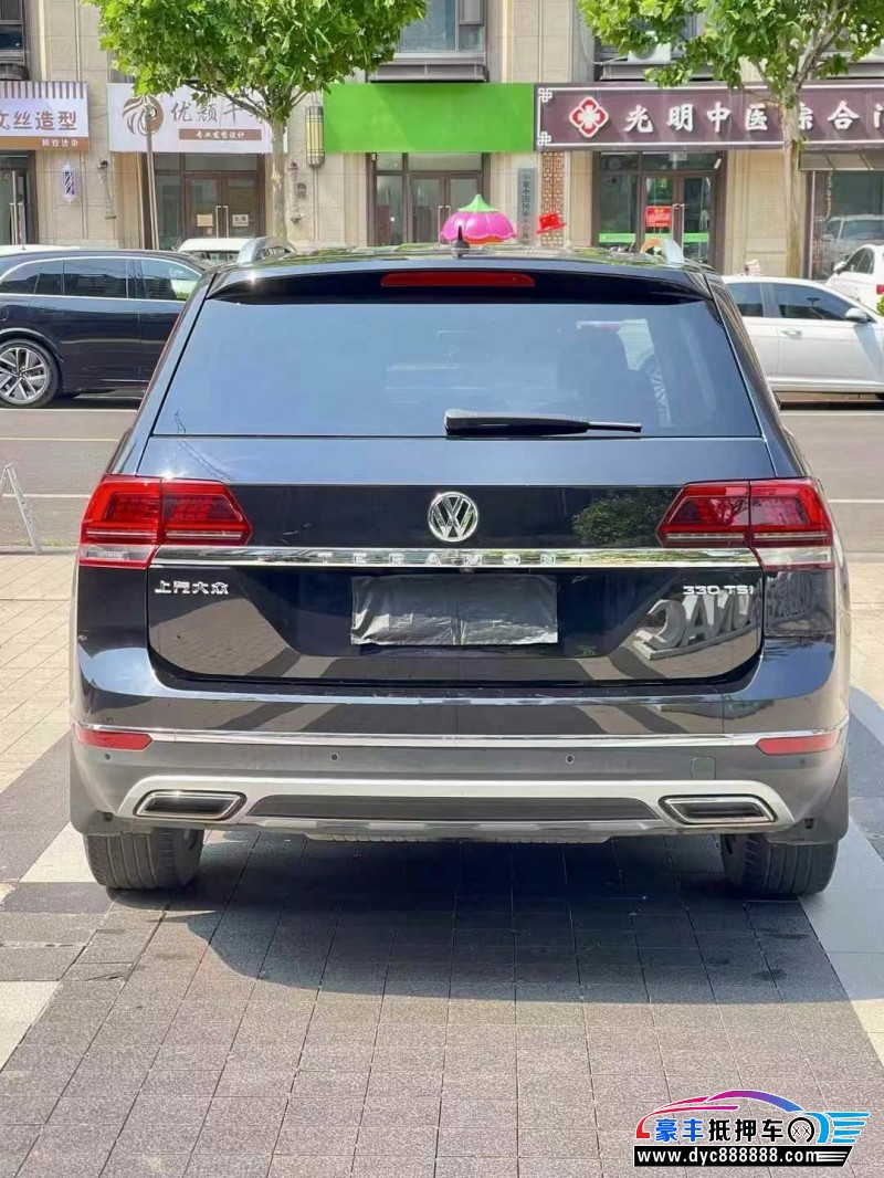 18年大众途昂轿车抵押车出售