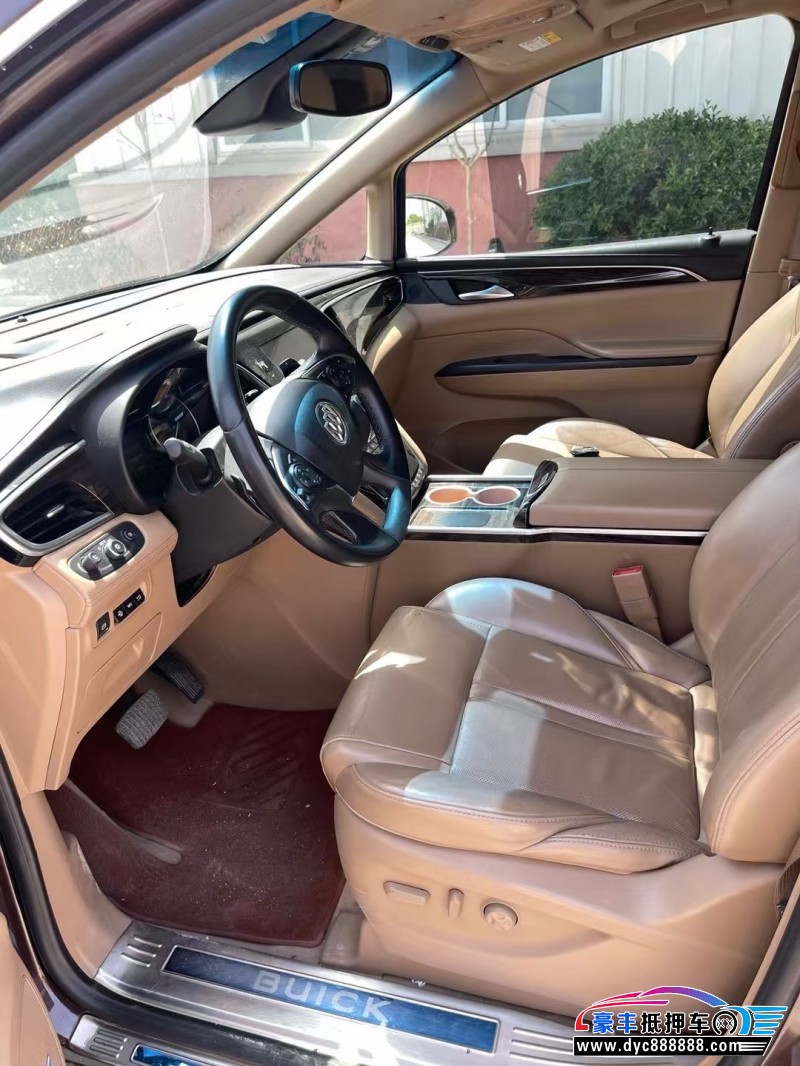 19年别克GL8轿车抵押车出售