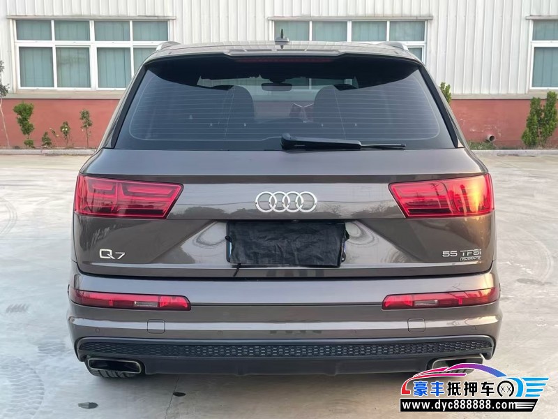 19年奥迪Q7轿车抵押车出售