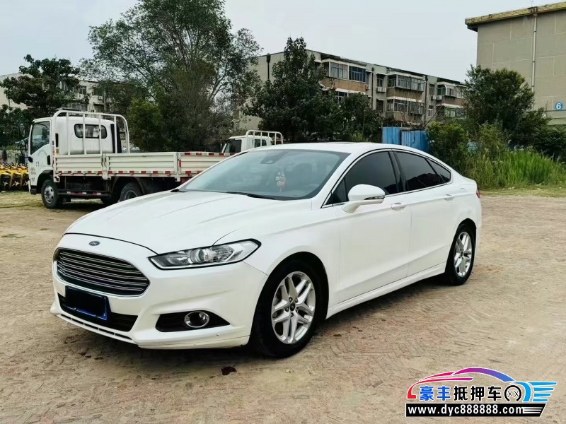 15年福特蒙迪欧轿车抵押车出售
