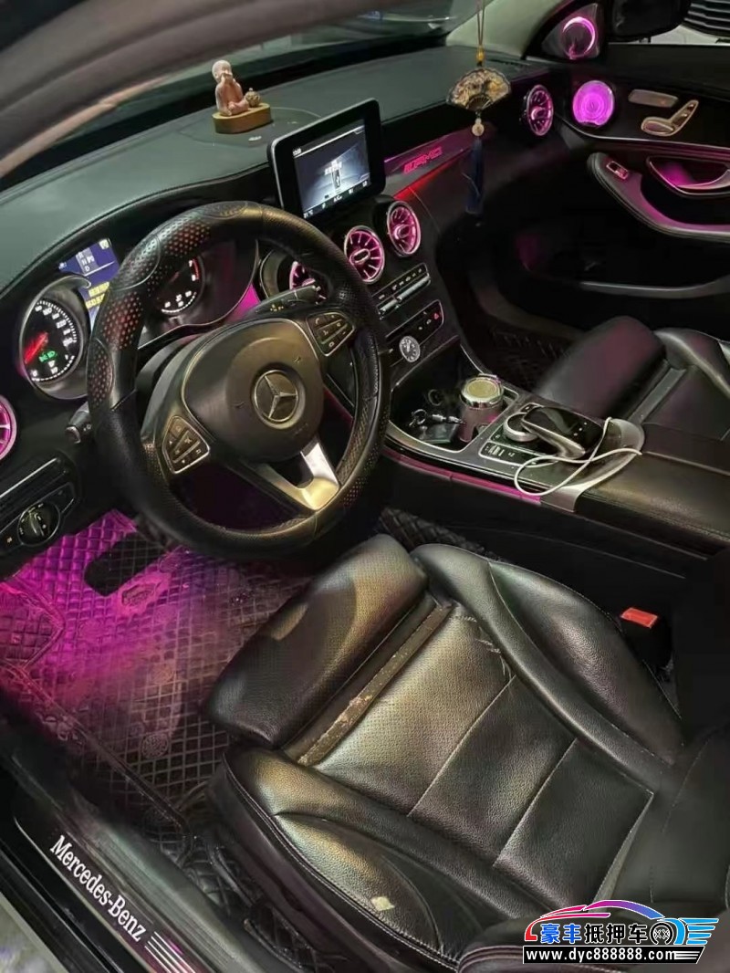 17年奔驰C轿车抵押车出售