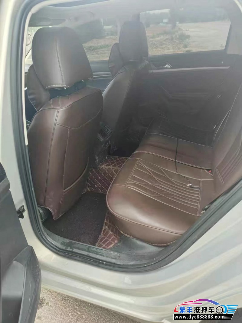 20年大众朗逸轿车抵押车出售