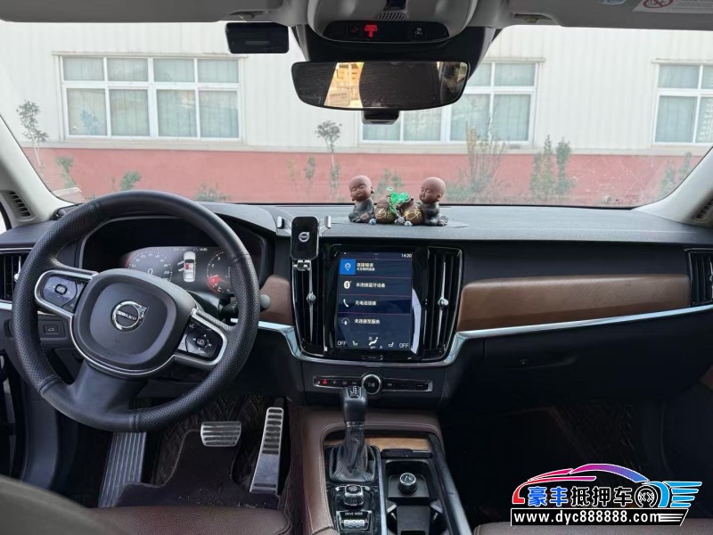 20年沃尔沃S90轿车抵押车出售