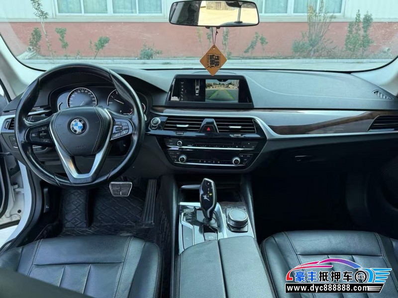 18年宝马5系轿车抵押车出售