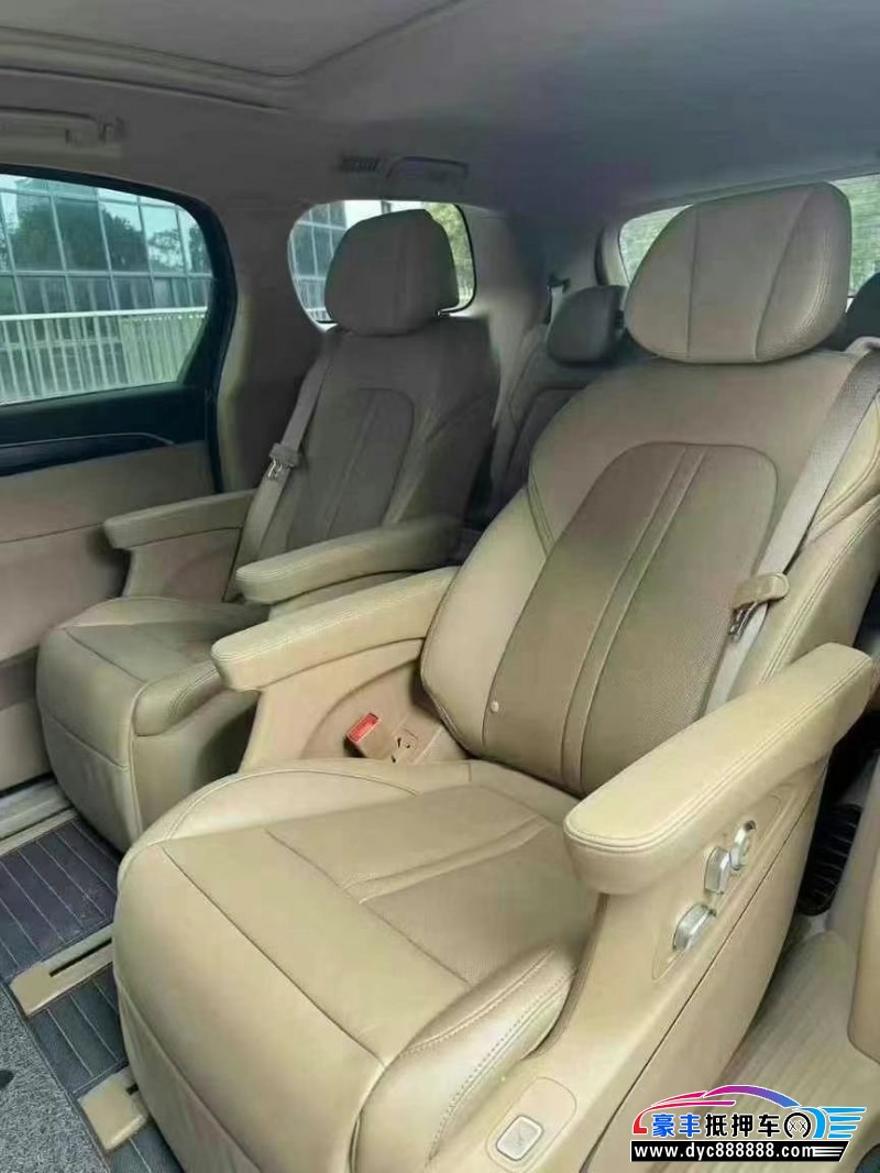 21年别克GL8轿车抵押车出售