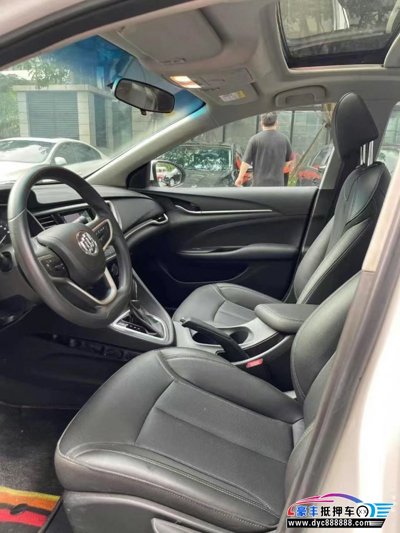 23年别克英朗轿车抵押车出售