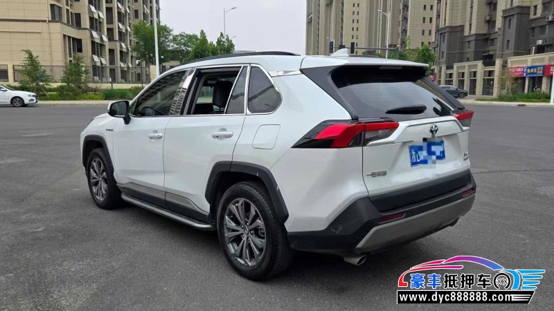 23年丰田RAV4轿车抵押车出售