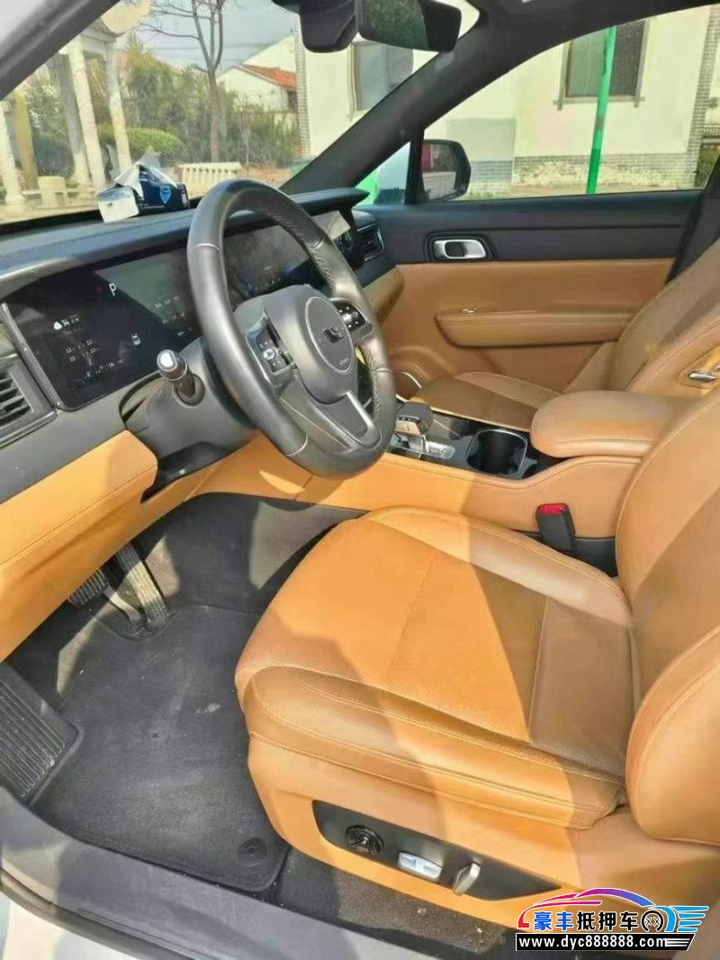 21年理想ONE轿车抵押车出售