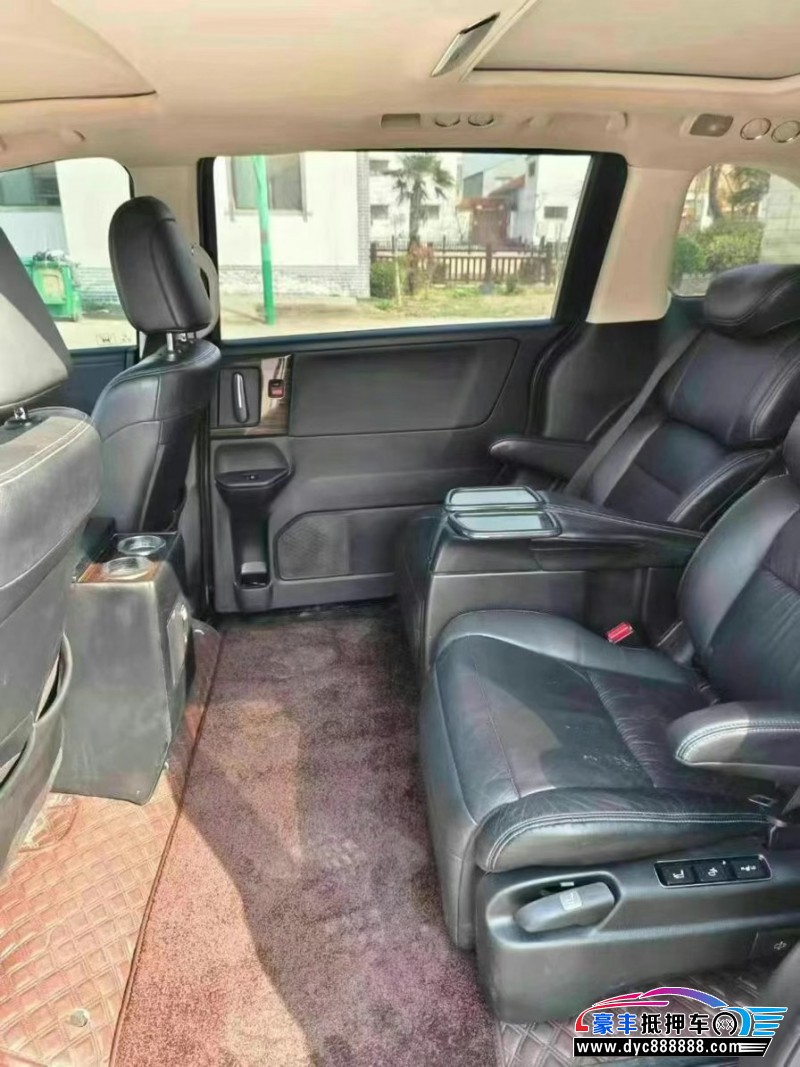 16年本田艾力绅轿车抵押车出售