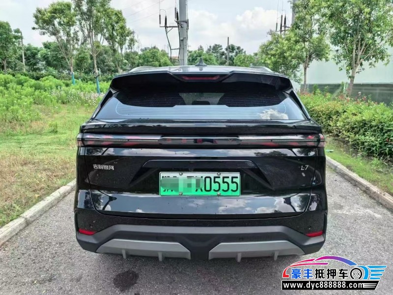 24年吉利银河L7轿车抵押车出售