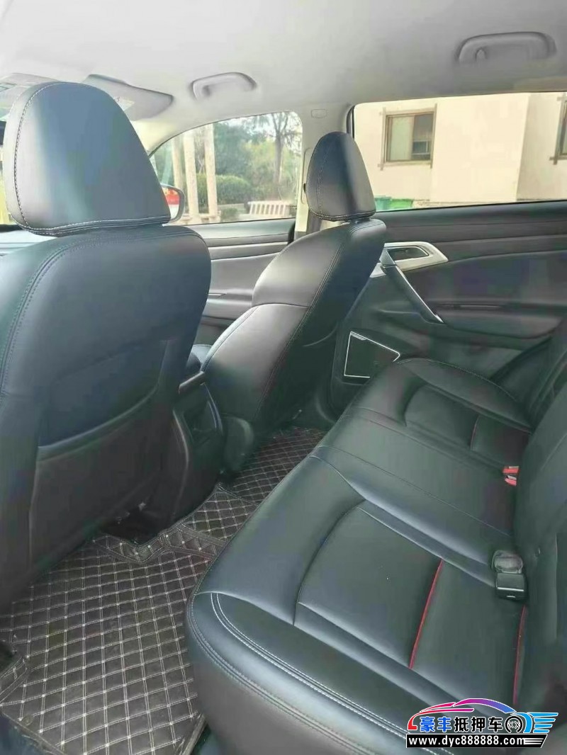 20年吉利博越轿车抵押车出售