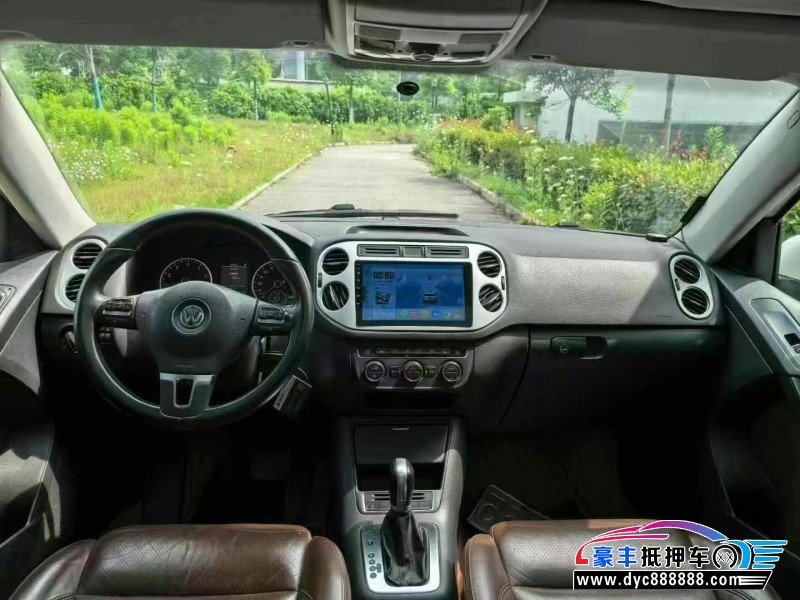 14年大众途观轿车抵押车出售