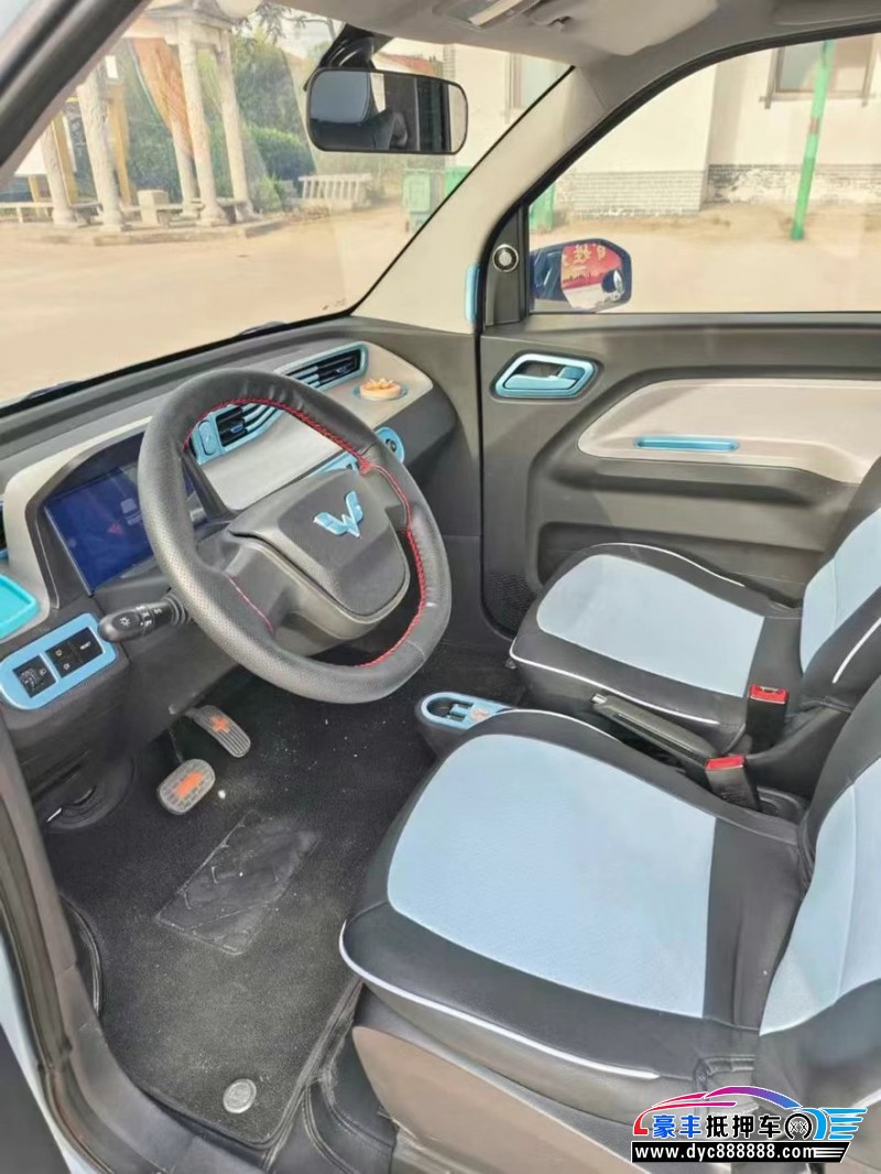 21年五菱汽车迷你轿车抵押车出售