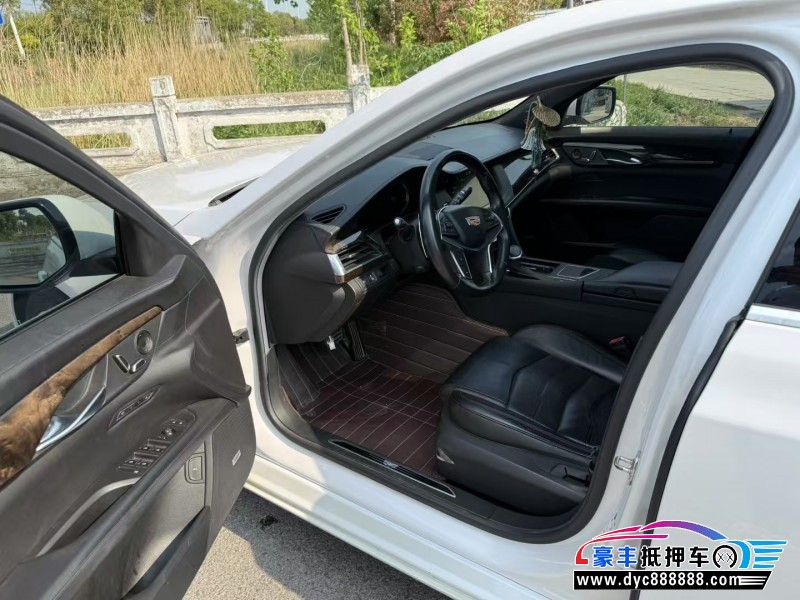 17年凯迪拉克CT6轿车抵押车出售
