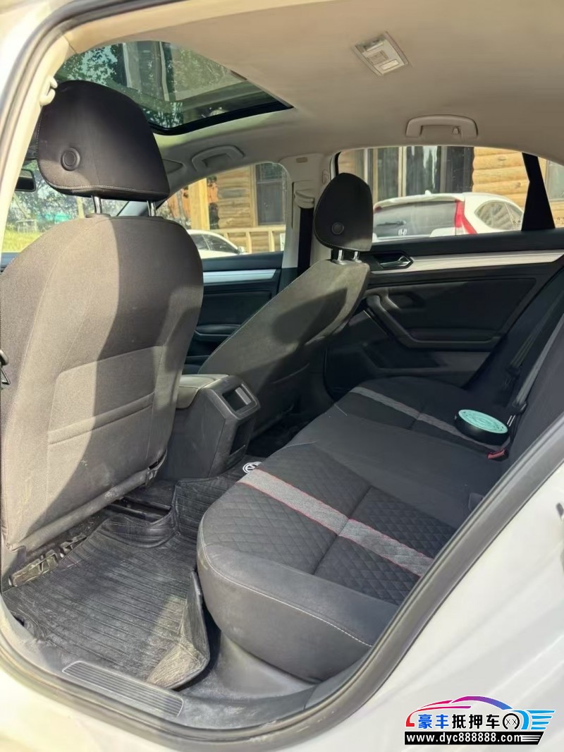 19年大众凌渡轿车抵押车出售